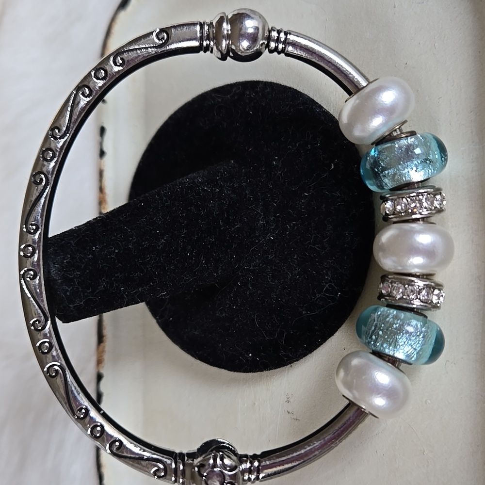 B-019-Bella Perlina Silver Tone and Blue Beaded Charm Bracelet
